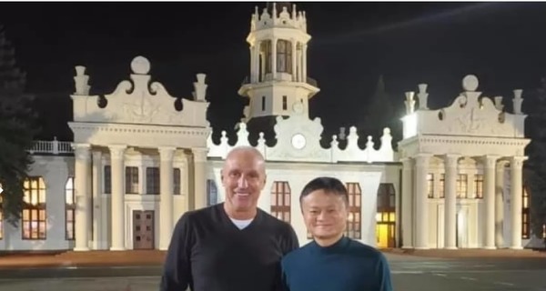 Ярославский пригласил в Харьков богатейшего предпринимателя Китая
