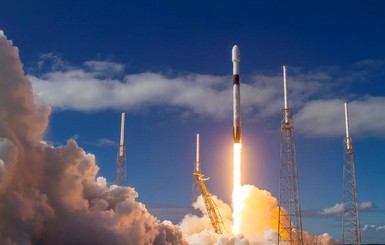 Компания Илона Маска запустила в космос 60 спутников Starlink