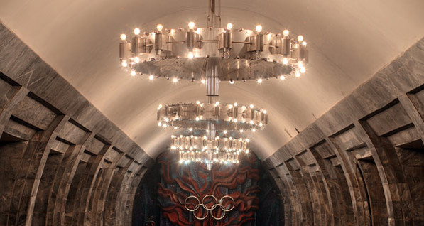 Киевсовет запретил заходить в метро в нижнем белье