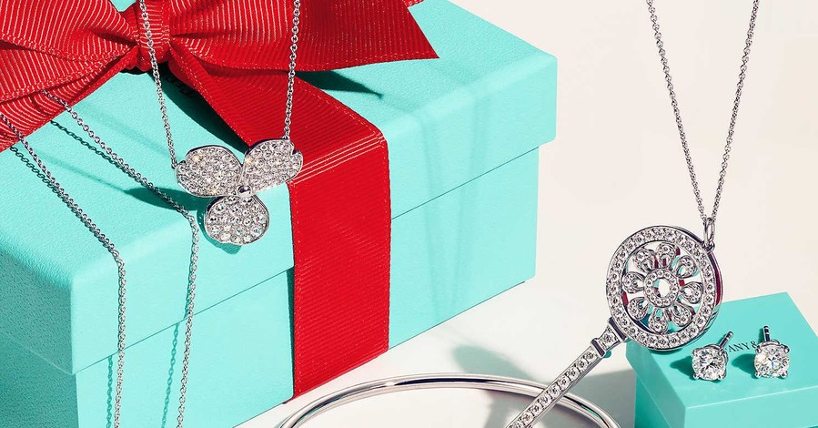 Ювелирный бренд Tiffany продают одному из богатейших людей в мире 