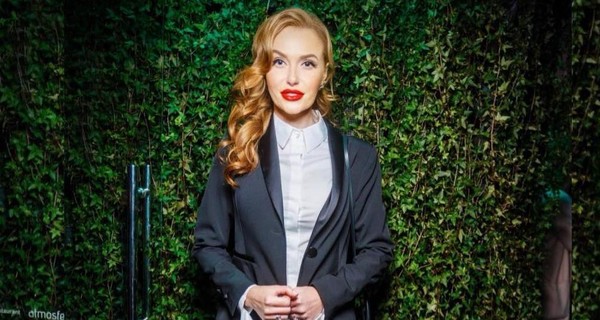 Слава Каминская озвучила свою версию расставания с мужем