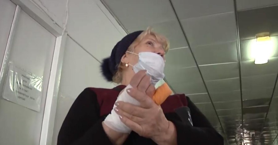 В маршрутке Кропивницкого пенсионерке отрезало палец