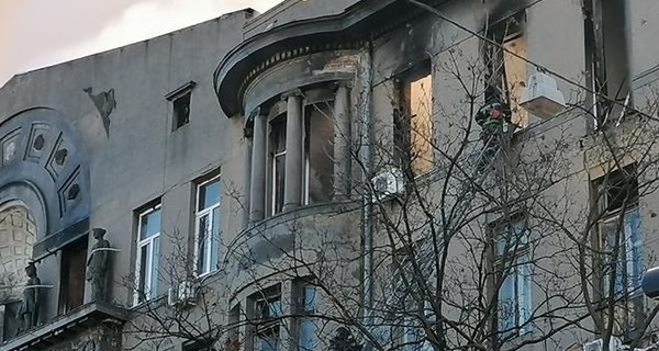 В Одессе разыскивают 7 человек, пропавших без вести при пожаре в колледже