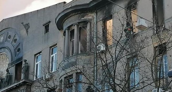 Официально: 14 человек пропало без вести на пожаре в Одессе