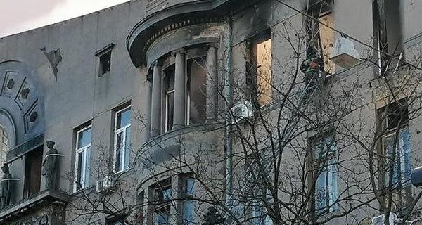 Пожар в Одессе: погибших уже восьмеро