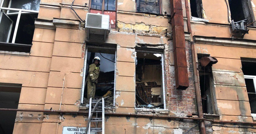 Десять человек стали жертвами пожара в Одессе