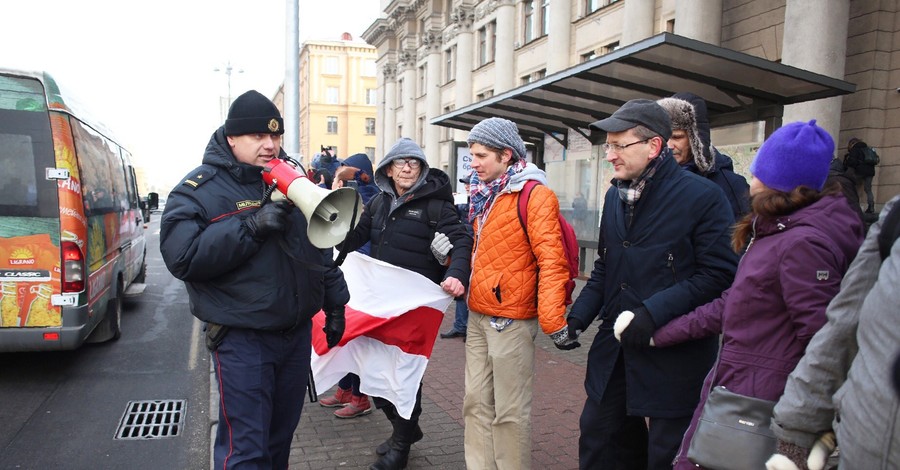 В Беларуси второй день протестуют против интеграции с Россией