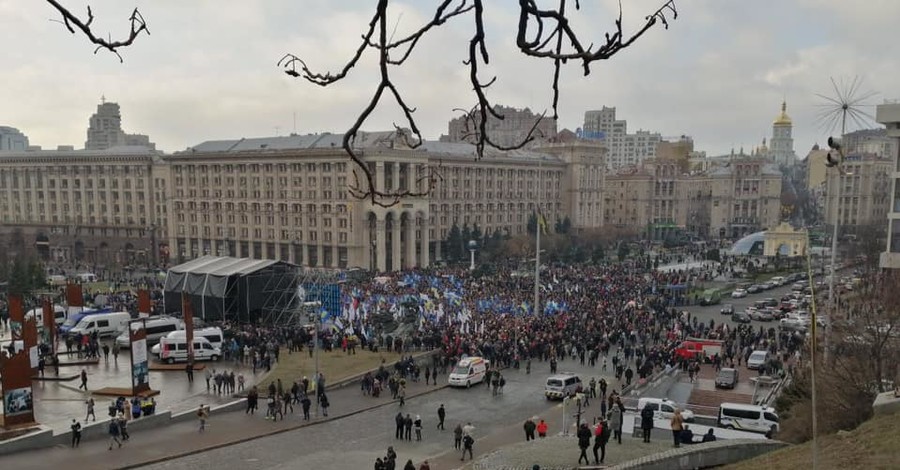 На Майдане прошла акция оппозиции 