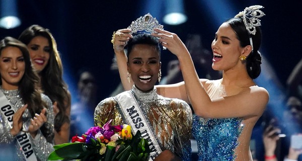 Победительницей 