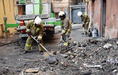 Жертвами пожара в колледже Одессы стали уже 12 человек