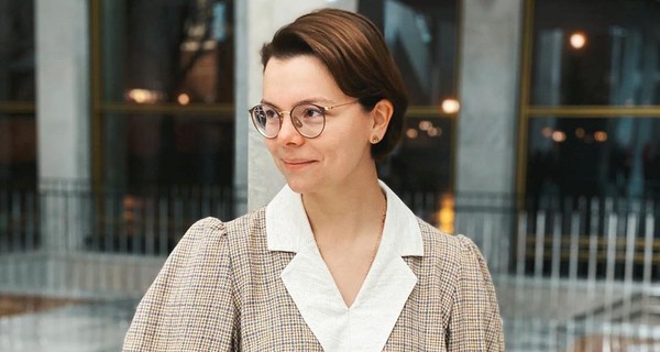 СМИ: Петросян женился на своей 30-летней помощнице