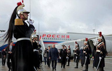 Путин подвинул график нормандской встречи из-за опоздания в Елисейский дворец
