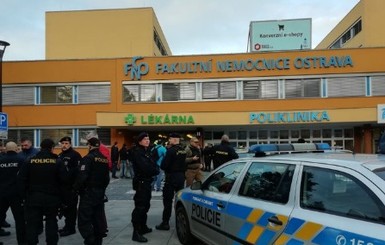 Стрельба в Чехии: 6 человек погибли, стрелок застрелился в машине