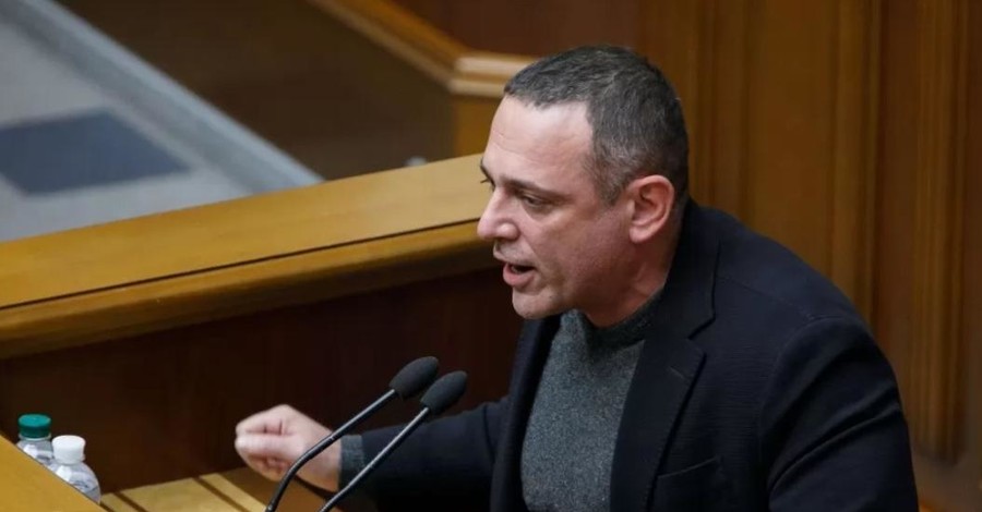 Бужанский зарегистрировал законопроект об отмене 