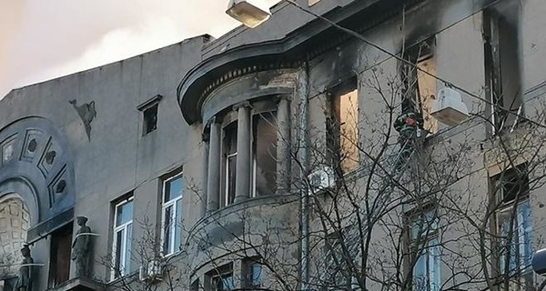Пожар в Одессе: огнетушители хранились под кроватью у коменданта
