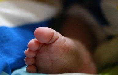 В Польше осудили украинку, которая выбросила в мусорку новорожденную дочь