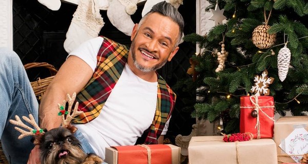 Под бой курантов Иракли Макацария уходит из дома, а Эктор Хименес-Браво съедает 12 виноградин