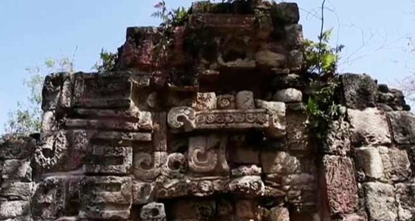 В Мексике нашли дворец правителей майя с алтарем и печью