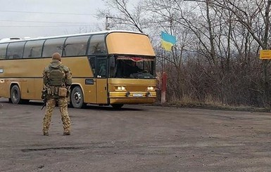 Лутковская: в руках ОРДЛО остаются еще 300 украинцев