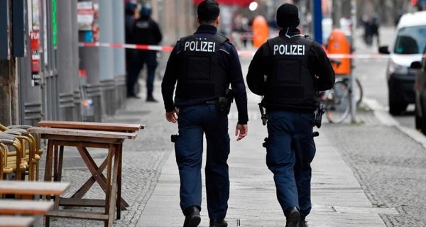 В Берлине неизвестный открыл стрельбу, есть жертвы