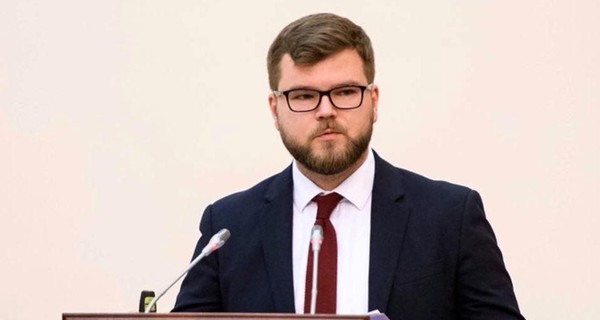 Кравцов заявил об уходе с должности главы 