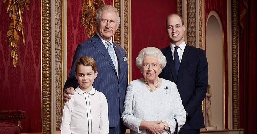 Британская королевская семья выпустила фото в честь нового десятилетия