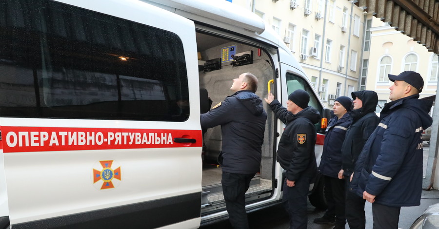 Украинские спасатели перешли на усиленный режим службы в канун Рождества