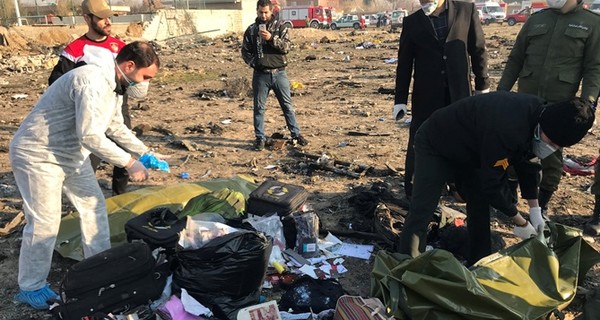 Крушение Боинга в Тегеране: в Иран вылетят украинские специалисты