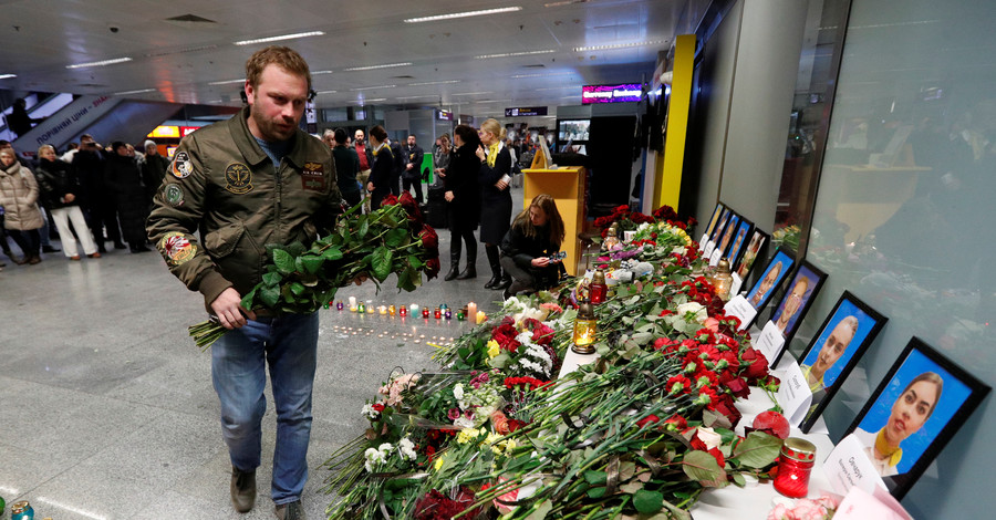 Зеленский объявил траур по погибшим рейса Тегеран-Киев
