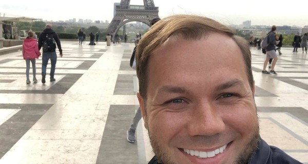 Андре Тан перечислил антитренды: Сожгите эту одежду на костре!