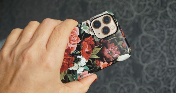 На Херсонщине колядники украли у женщины iPhone