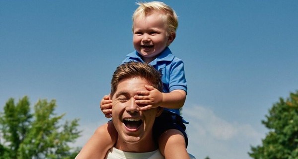 Остапчук рассказал, сколько времени проводит с детьми после развода с супругой