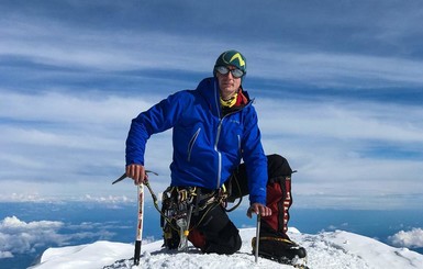 Альпинист Валентин Сипавин: Чтобы попасть в Книгу рекордов, разбивал озеро на вулкане ледорубом