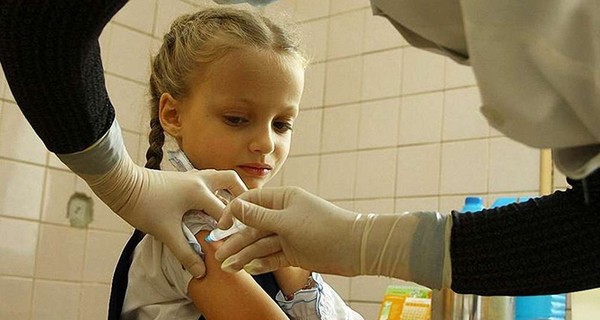 Министр образования Новосад: Непривитые дети будут ответственностью директора школы