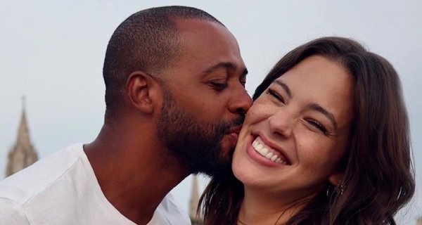 Пышнотелая модель Эшли Грэм впервые родила