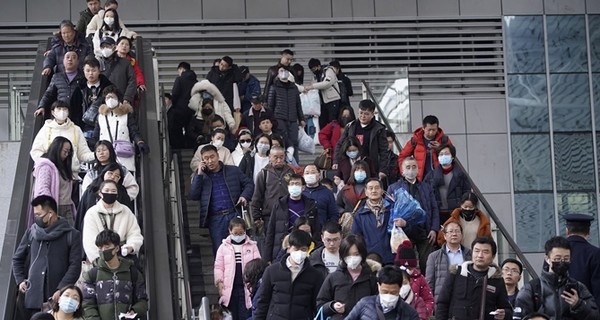 В Китае изолировали город, откуда распространился провоцирующий пневмонию вирус