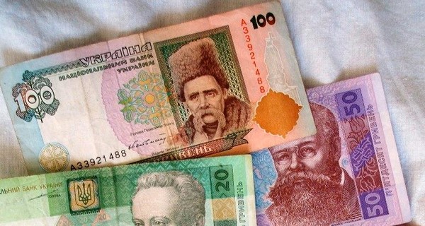 Чаще всего в Украине подделывали старые купюры по 100 и 500 гривен