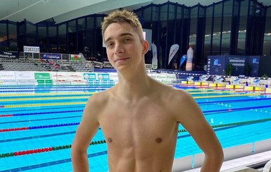 Юный украинец побил рекорд мира и Европы по плаванию