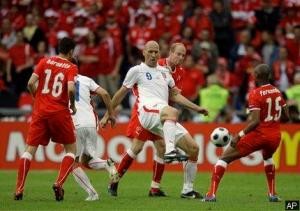 Первая победа на Евро-2008 досталась Чехии [ФОТО] 