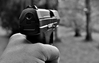 В центре Киева неизвестный застрелил мужчину