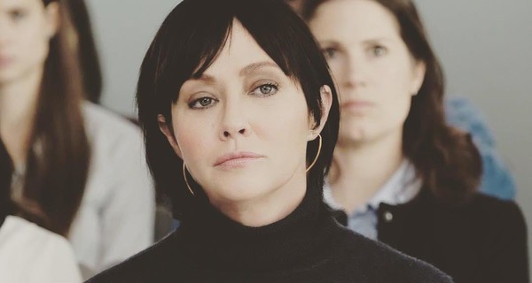 У звезды “Зачарованных” диагностировали четвертую стадию рака