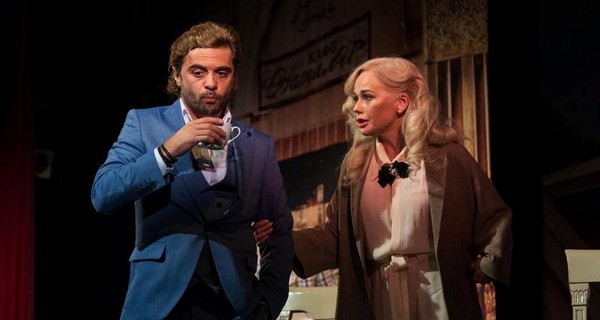 Российским актерам Кориковой, Баршаку и Ливанову запретили въезд в Украину