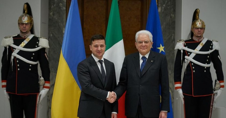 Президент Италии рассказал Зеленскому о роли украинской общины