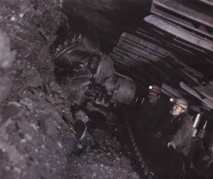 Эксперты считают, что шахтеры живы и ждут спасения 