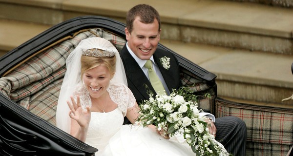 Внук Елизаветы II Питер Филлипс разводится с супругой. Она хочет вернуться в Канаду