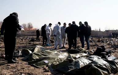 Украина потребовала от Ирана неотложную выплату компенсаций семьям жертв сбитого МАУ