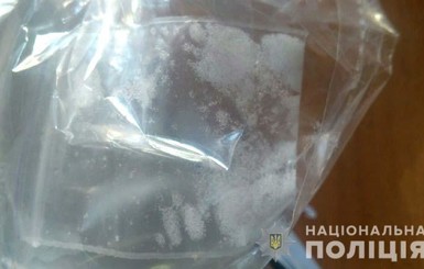 В Ровно задержали учительницу, которая продавала метамфетамин