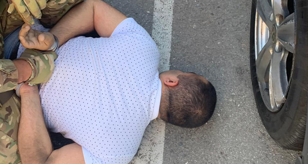 Голливудский сценарий: в Запорожье киллер сдал полицейского, который нанял его убить иностранца