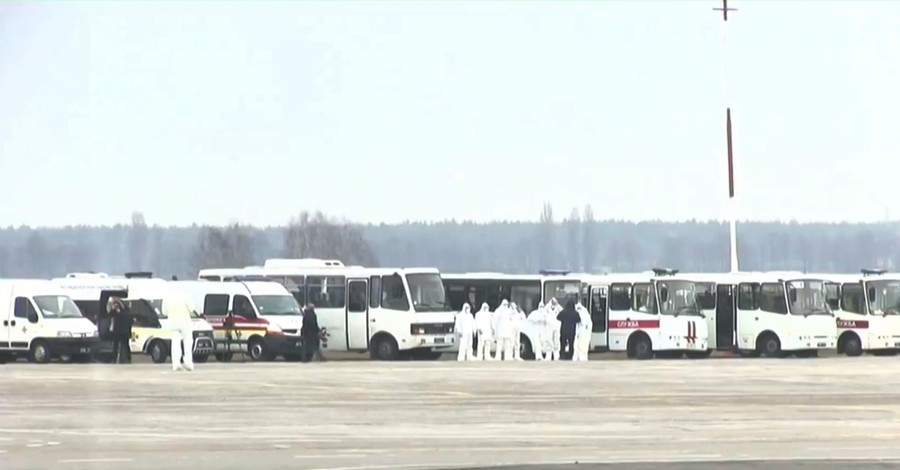 Самолет из Уханя приземлился в Борисполе на дозаправку