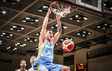 Сборная Украины по баскетболу с победы начала отбор на Евро-2021